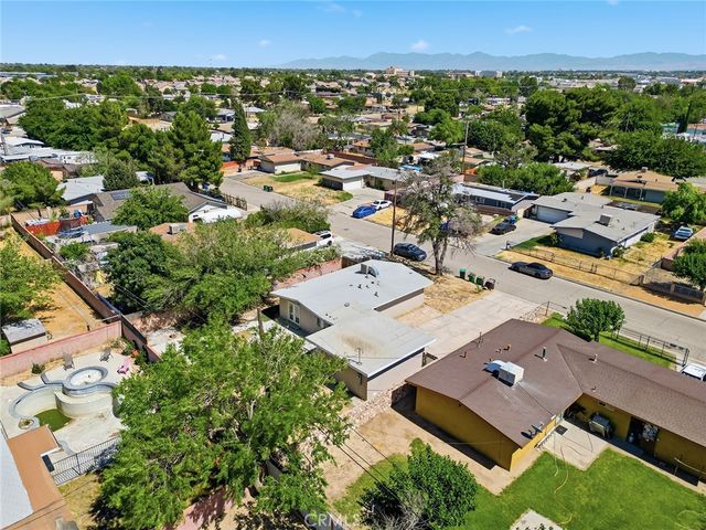 2047 W Lingard, Lancaster, CA 93536