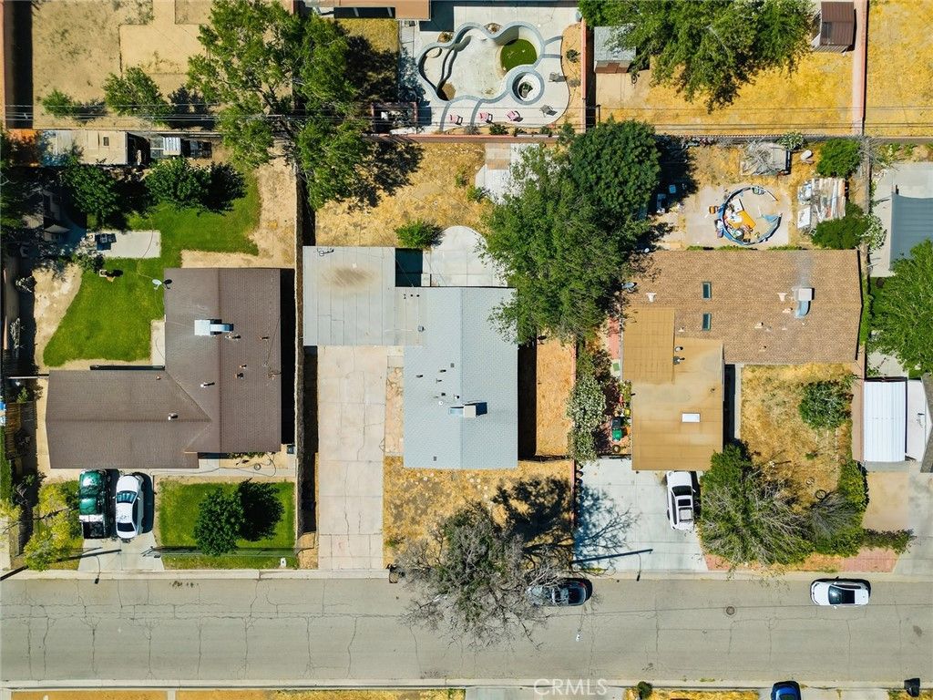 2047 W Lingard, Lancaster, CA 93536