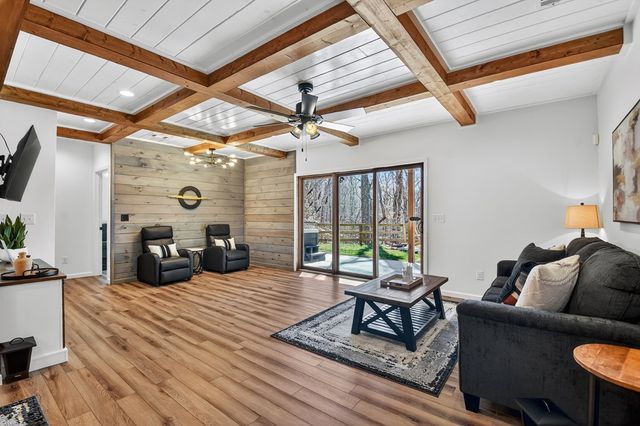 617 Zenith Trl, Ellijay, GA 30540