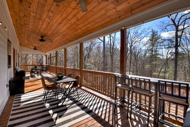 617 Zenith Trl, Ellijay, GA 30540