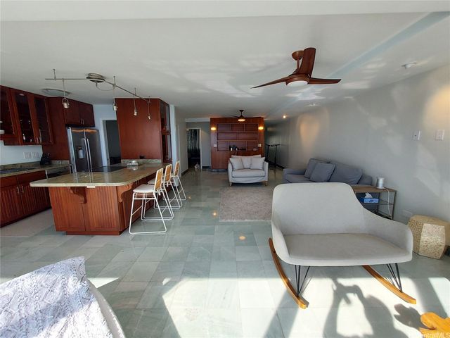 2801 Coconut Avenue 6B, Honolulu, HI 96815