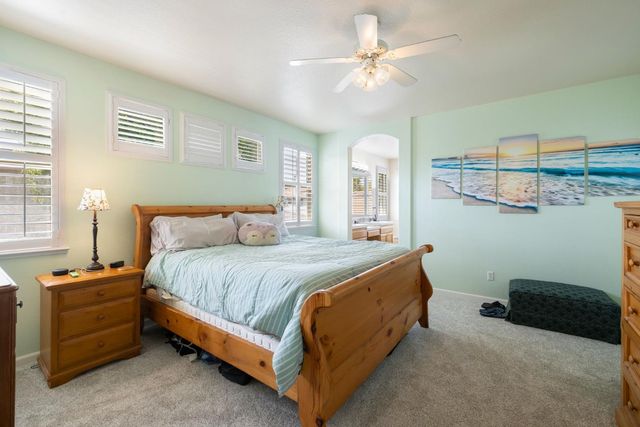 15 Port Henley Ct, Sacramento, CA 95835