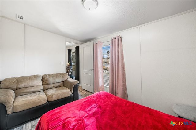 23307 Hickory Shadow, Elmendorf, TX 78112