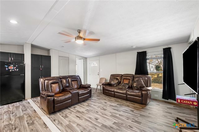 23307 Hickory Shadow, Elmendorf, TX 78112