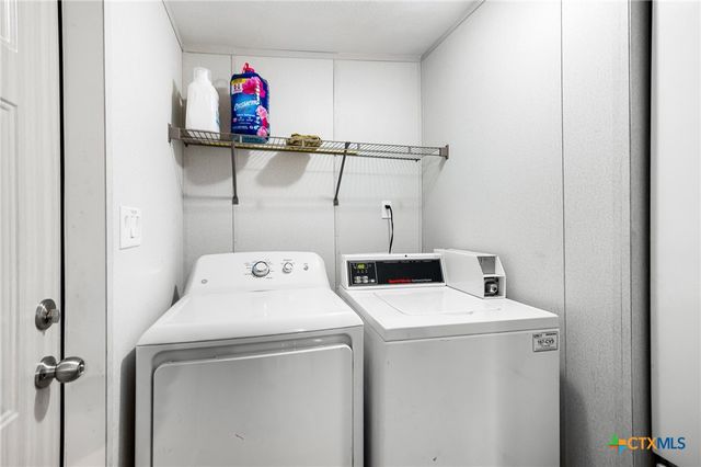 23307 Hickory Shadow, Elmendorf, TX 78112