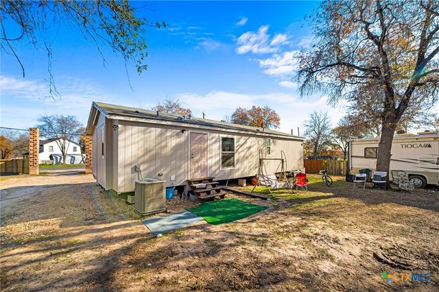 23307 Hickory Shadow, Elmendorf, TX 78112
