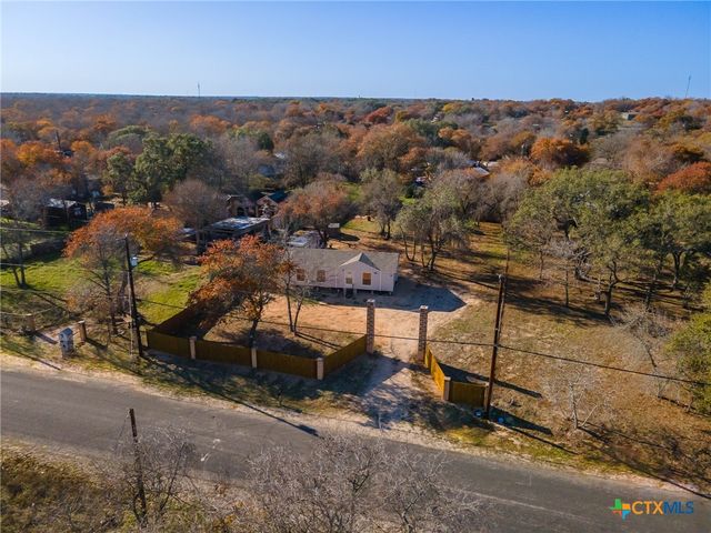 23307 Hickory Shadow, Elmendorf, TX 78112