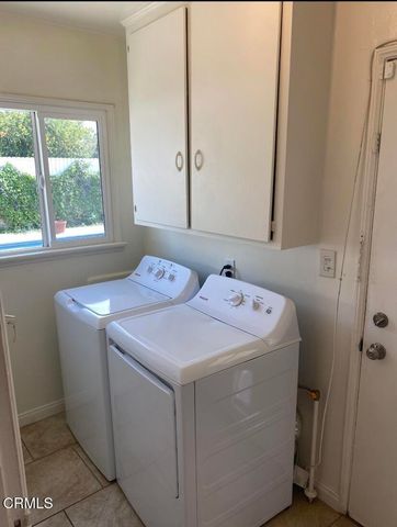 17616 Calvert Street, Encino, CA 91316
