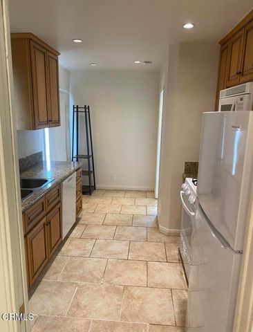 17616 Calvert Street, Encino, CA 91316