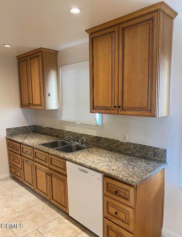 17616 Calvert Street, Encino, CA 91316
