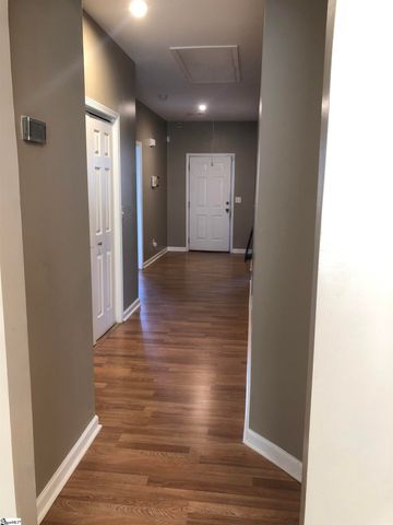 520 Lois Way, Boiling Springs, SC 29316