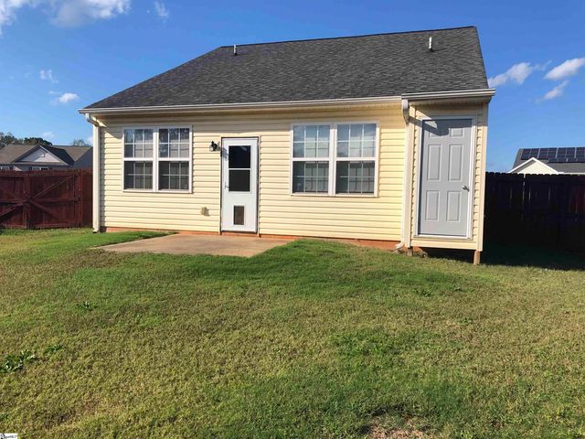 520 Lois Way, Boiling Springs, SC 29316