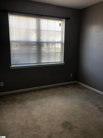 520 Lois Way, Boiling Springs, SC 29316