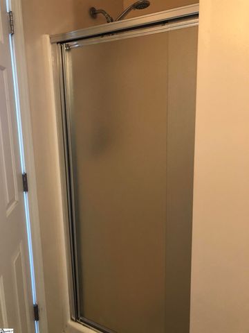 520 Lois Way, Boiling Springs, SC 29316