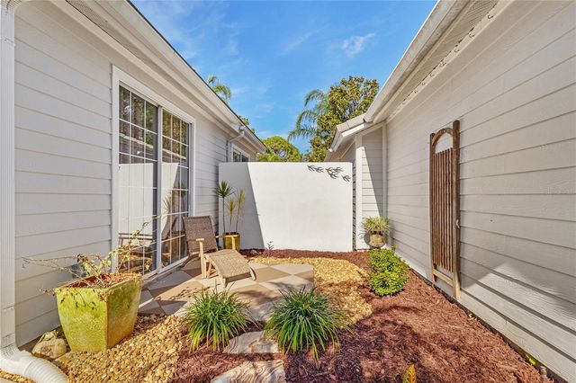 7608 WHITEBRIDGE GLEN, University Park, FL 34201