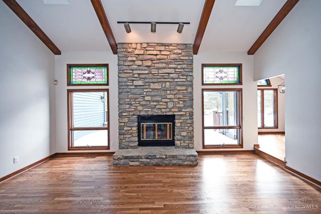 112 Bentwood Court, Blue Ash, OH 45241