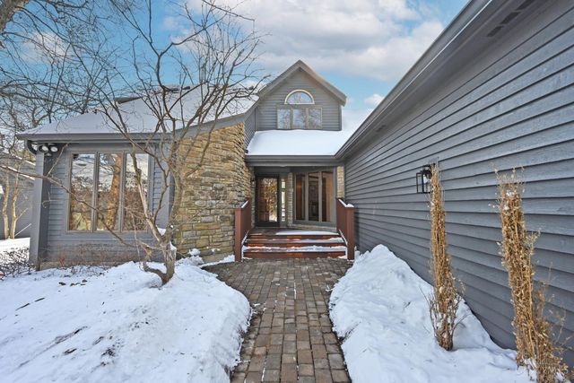 112 Bentwood Court, Blue Ash, OH 45241