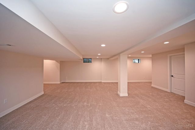 112 Bentwood Court, Blue Ash, OH 45241