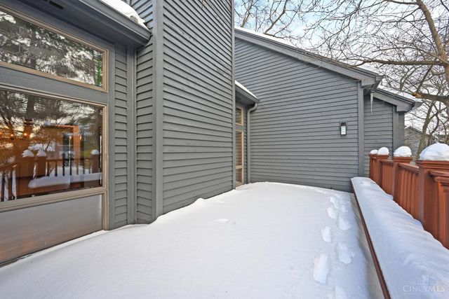 112 Bentwood Court, Blue Ash, OH 45241