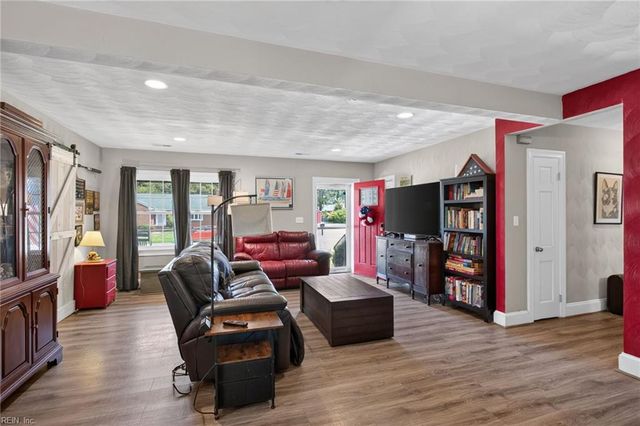 123 Deborah DR, Suffolk, VA 23434