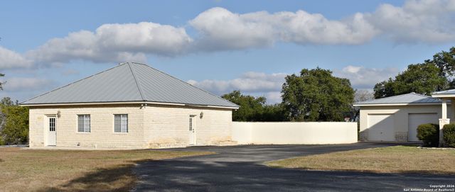 32010 OAK RIDGE PARKWAY, Bulverde, TX 78163