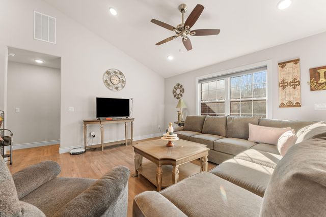 101 Jury Lane, Branson, MO 65616