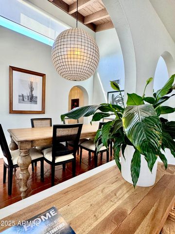 2022 E BISHOP Drive, Tempe, AZ 85282