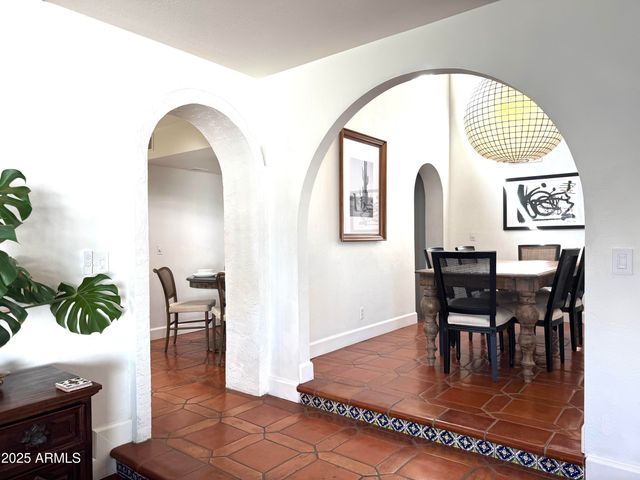 2022 E BISHOP Drive, Tempe, AZ 85282