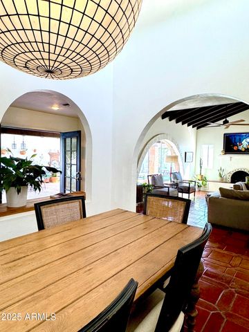 2022 E BISHOP Drive, Tempe, AZ 85282