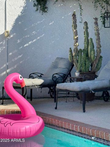 2022 E BISHOP Drive, Tempe, AZ 85282