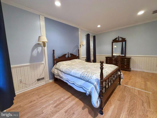 3 CARRIAGE STOP DR, Berlin, NJ 08009