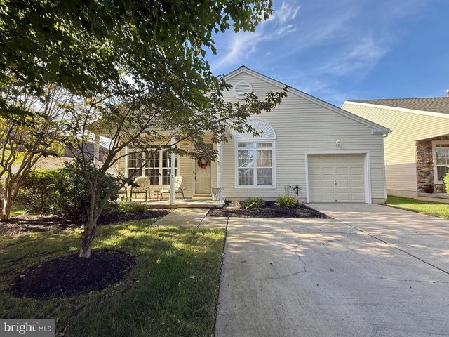 3 CARRIAGE STOP DR, Berlin, NJ 08009