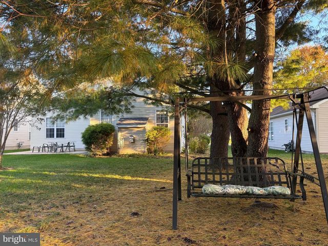 3 CARRIAGE STOP DR, Berlin, NJ 08009