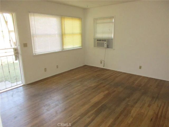 3142 Cedar St, Riverside, CA 92501