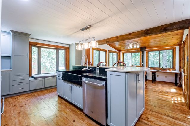 51 Baxter Road, Hollis, NH 03049
