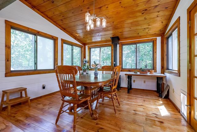 51 Baxter Road, Hollis, NH 03049