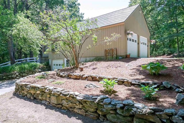 51 Baxter Road, Hollis, NH 03049