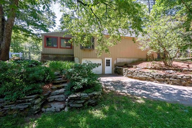 51 Baxter Road, Hollis, NH 03049