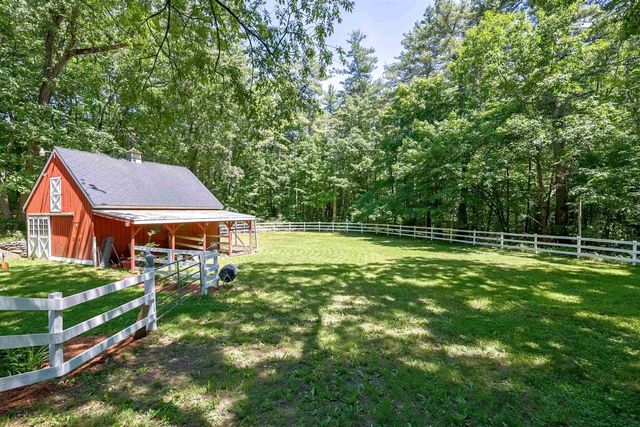51 Baxter Road, Hollis, NH 03049