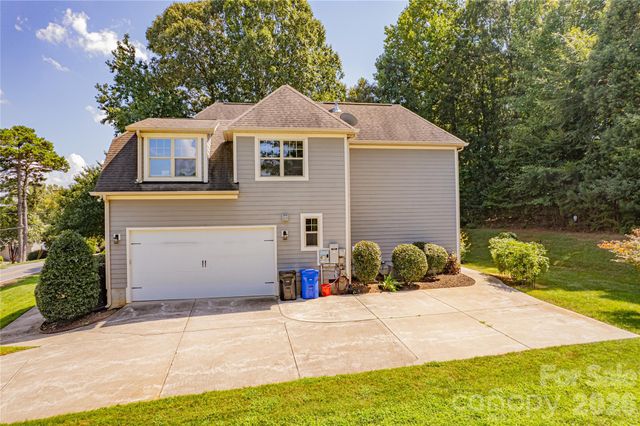 188 Wilson Lake Road, Mooresville, NC 28117