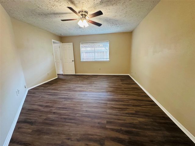 10826 Laureldale Court, Houston, TX 77041