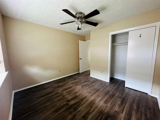 10826 Laureldale Court, Houston, TX 77041