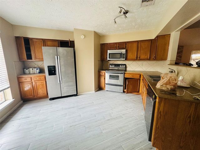 10826 Laureldale Court, Houston, TX 77041