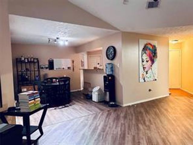10826 Laureldale Court, Houston, TX 77041