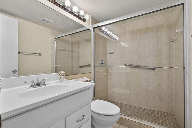 181 Bedford G, West Palm Beach, FL 33417