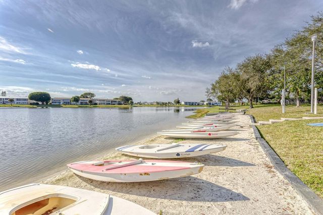 181 Bedford G, West Palm Beach, FL 33417