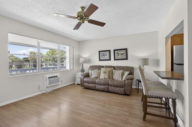 181 Bedford G, West Palm Beach, FL 33417