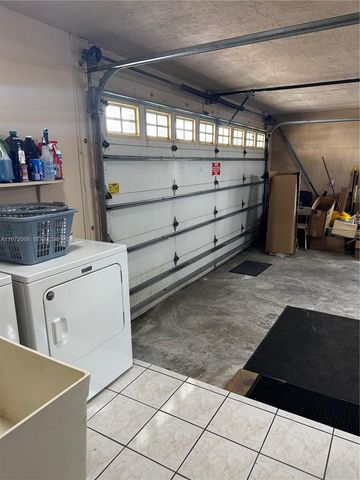 530 SW 136th Pl, Miami, FL 33184