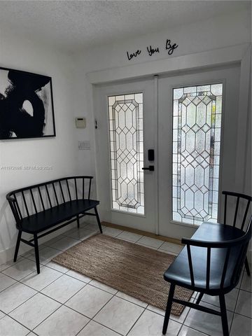 530 SW 136th Pl, Miami, FL 33184