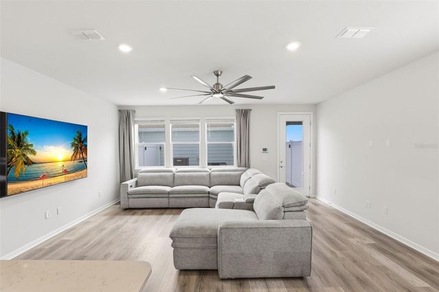 10148 HADLEY STREET, Orlando, FL 32829
